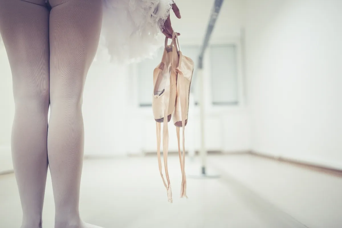 https://berqwp-cdn.sfo3.cdn.digitaloceanspaces.com/cache/www.ucofballet.com/wp-content/uploads/2025/05/Universal-academy-of-ballet4-jpg.webp?bwp