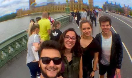 Hikayesi Olanlar Anlatฤฑyor! – Pelin รzbek